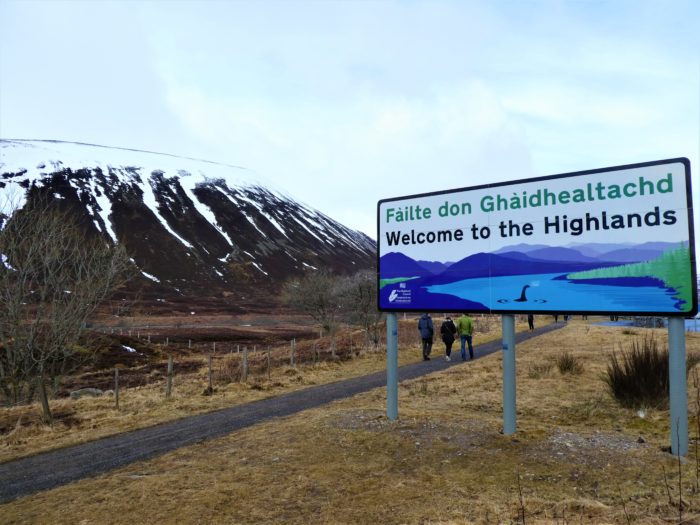 Welcome to the Highlands Sign